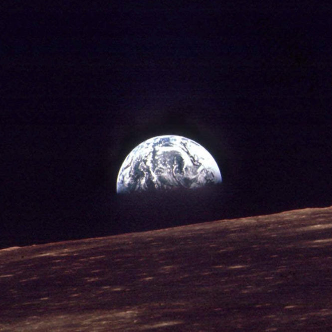 Conversemos la tecnología y geopolítica que llevaron al hombre a la Luna. Segundos viernes de cada mes de 2019 en @PlanetarioMed con apoyo de @AeroEspacioUdeA