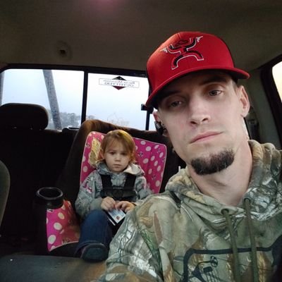 I love my wife and daughter. father to a beautiful baby girl and stepdaughter.I bow hunt, bowfish, and love to be outdoors.