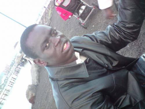 simonchangkuoth's profile picture. I show people how to make a Six figure Income in 6 to 8 months