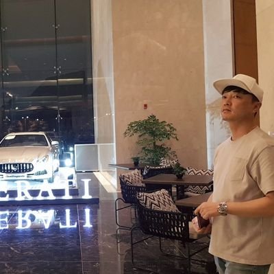 mdX0OdakJVn6Ud0's profile picture. Flatform