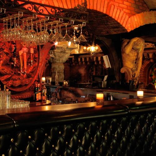 SinPleasures's profile picture. Premier male strip club featuring vampire and lycanthrope strippers. Owned by @JC_MasterofCity.