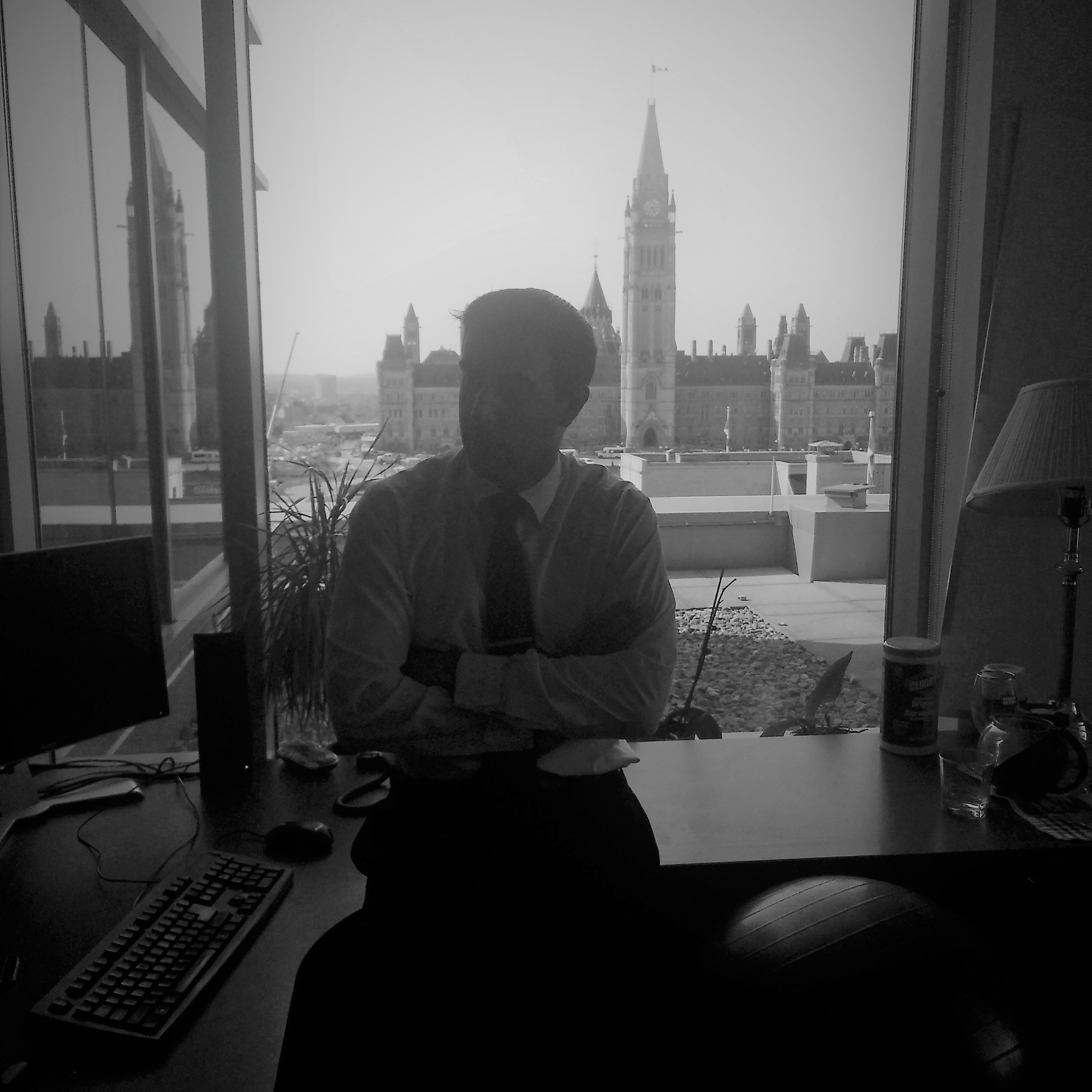 Lawyer and #cdnpoli politico, avid foodie with insatiable wanderlust, @PECOntario raised, passionate @Bluejays & @ManUtd fan. (Views are my own, obviously).