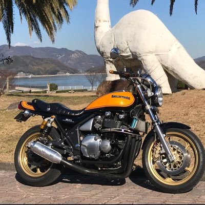 オダケン ヤフオクでz2テールランプ届いて仮付け あとはドレミのテールカウルの塗装待ち ゼファー1100 イエローボール ボッチライダー オダケン ヤフオクでz2テールランプ届いて仮付け あとはドレミのテールカウルの塗装待ち ゼファー1100 イエローボール ボッチライダー