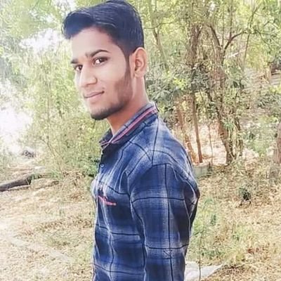 Rohit28442865's profile picture. to fall in love is very easy 😯staying in love is A challenge 💝letting go is the hardest part 😠