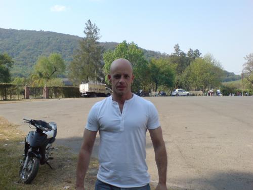 repelaka's profile picture. 