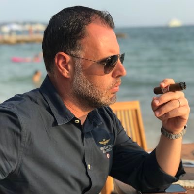 fouadykassem's profile picture. Public affairs and communications professional based in Dubai, UAE. Tennis enthusiast ! Man Utd supporter ! ...and Watch Aficionado !