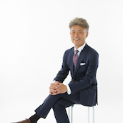 Banriku's profile picture. 世界に一人しかない名前を持つコンサルタント「おがわばんりく」
変化が速い時代。今までと同じ思考では通用しない。
今は非常識と思われることが、明日には常識になる。
だからこそ、非常識な思考の経営＆マーケティングが必要。
今までの思考に慣れきっている頭に喝を入れますよ！！