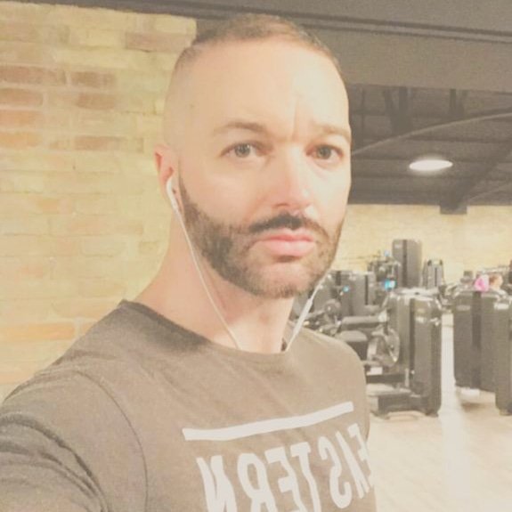 Francisco921975's profile picture. Vida