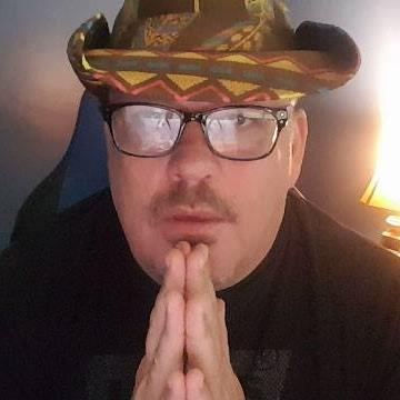 1CatholicPriest's profile picture. Discovering the mysteries of the universe until I transition to the next chapter. Loving you along the way!