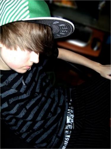 JeydonBitch's profile picture. he's taken. i rawr you babee. forever & always. ♥ - brooke