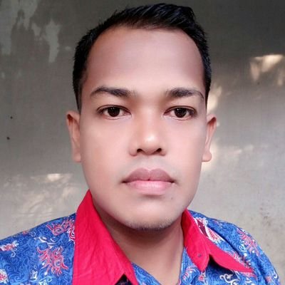 Semua Impian Kita akan Menjadi Kenyataan jika kita masih punya keberanian untuk Mengejarnya.
Orang yang penuh dengan keberanian juga penuh kepercayaan.