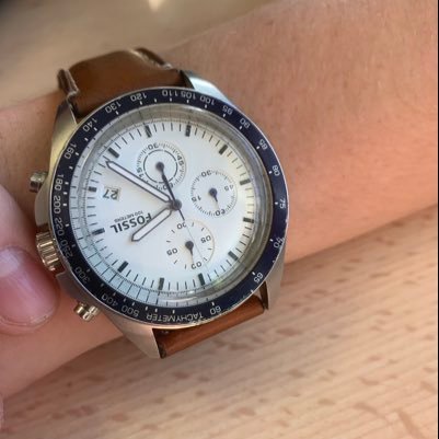 fixfax4's profile picture. Les militants politiques tout le monde vous déteste.