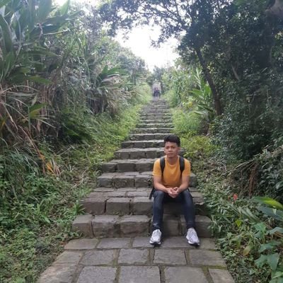 ImAdorableU's profile picture. pogi na lang.