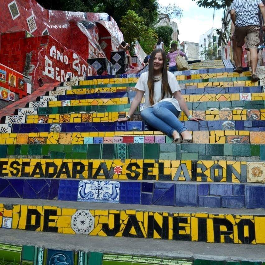 Comunicadora Social y Periodista.
«Não perca a fé, creia que Deus faz» 🌿