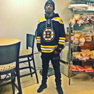 #LAKERNATION #DKMJ 11/17/17🌎👶🏼👨‍👦FreeTwan!! Hate iz my motivator..im kreamcha$in til I reach my goals!! #PATNATION💙❤️!! ⬇️⬇️CLICK THAT LINK NOW!