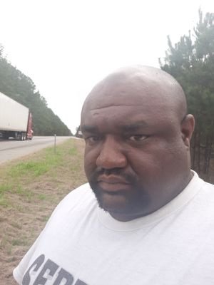 Andre47244863's profile picture. sou feliz