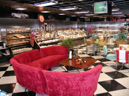 oakgrovemarket's profile picture. Your Neighborhood Butcher Shop and Deli! Open Monday - Saturday 7am to 6pm. We are located at 2757 Lavista Road Decatur, GA 30033. (404) 315-9831.