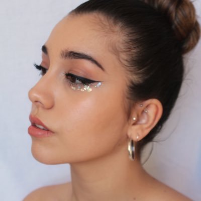 JustMasquerade's profile picture. 22. Maquilladora profesional.