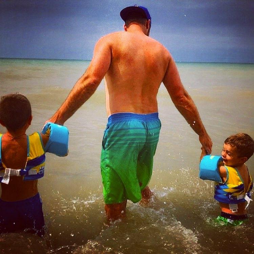 Husband to a lovely wife - Father to three amazing boys - IG @FJ40Family