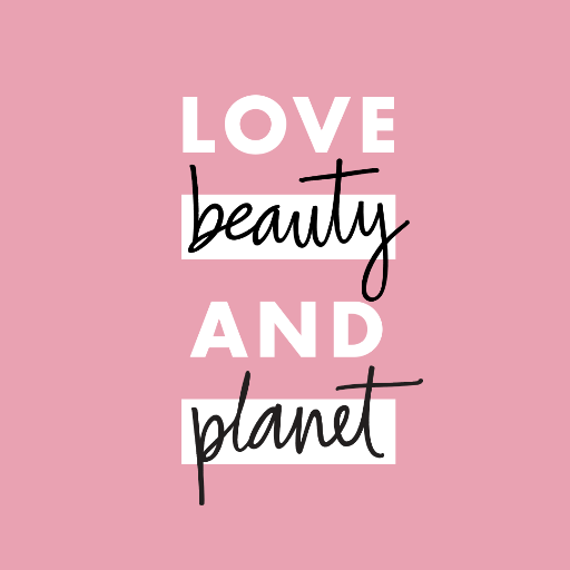 Nourished hair, glowing skin & a little 💖 for the 🌎 #smallactsoflove