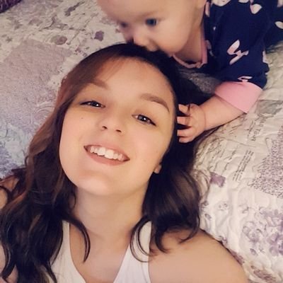 zoeerm's profile picture. 