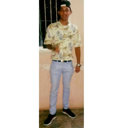 😉Me 👍 estar feliz y tener una 😀 todos los días a pesar de los problemas Q pueda llegar a tener ☺️
Me Encanta 🕺Bachata y Escuchar Todo tipo de Música 🎶 Y ETC..