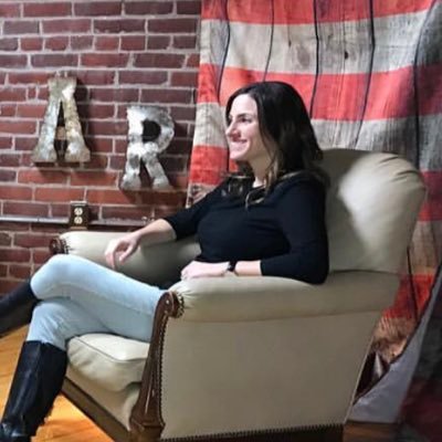 MrsGeeUE's profile picture. Business Education Teacher at UEHS @UECSDTigers 🐯Mom, wife, and CTE supporter