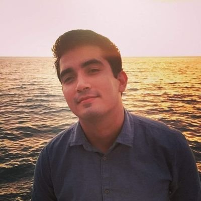 SanmarPepe's profile picture. Amante de las letras, poeta por naturaleza || Ing. Electromecánico 🔧⚡ || Escritor || Autor del podcast, Crónicas de un corazón.