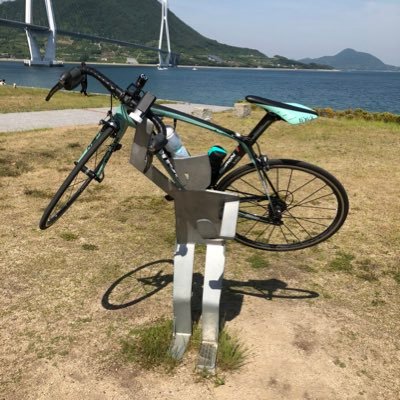 E_me_rald_3's profile picture. 