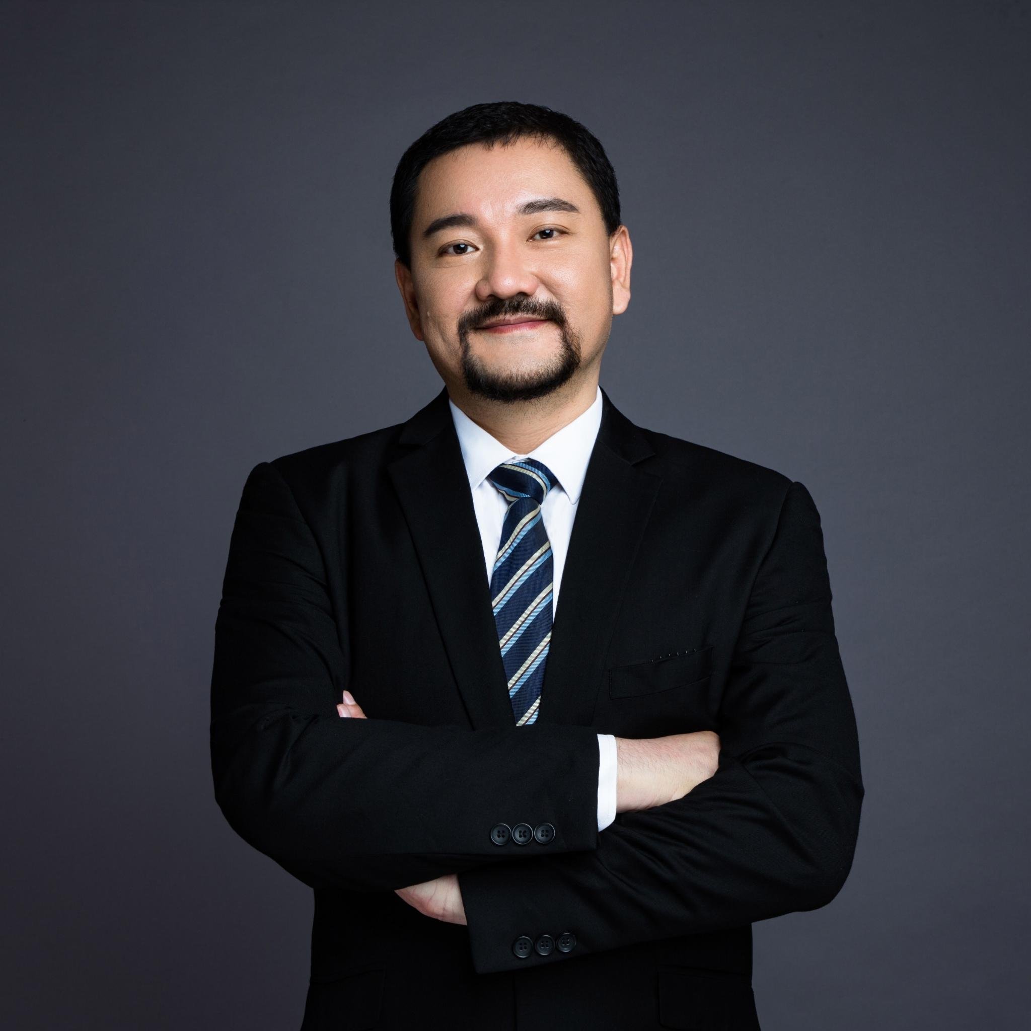 RaymondXiong7's profile picture. Founder & CTO @Intellishare_