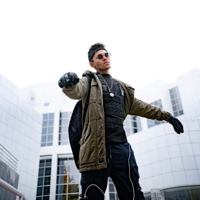 Director āļø DP āļø VFX Artist