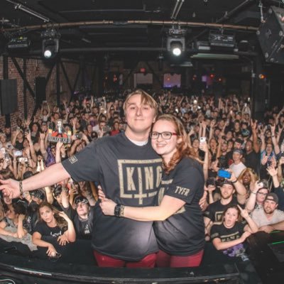 suuperwet's profile picture. shit on the floor