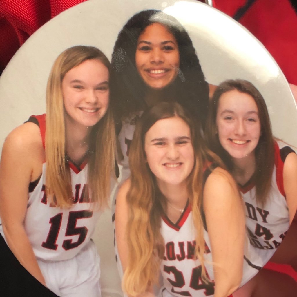 ellesodes's profile picture. 