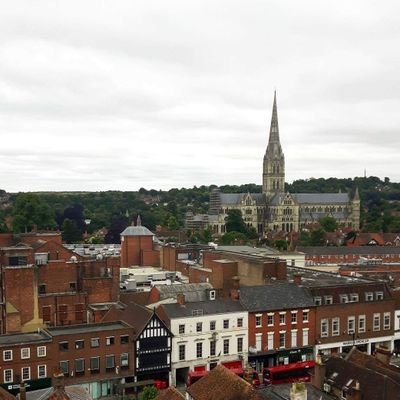 ⭐Join us every Wednesday at 8pm for #salisburyhour⭐
Chat, fave, follow and retweet all tweets containing #salisburyhour all welcome to join! 🗨💛