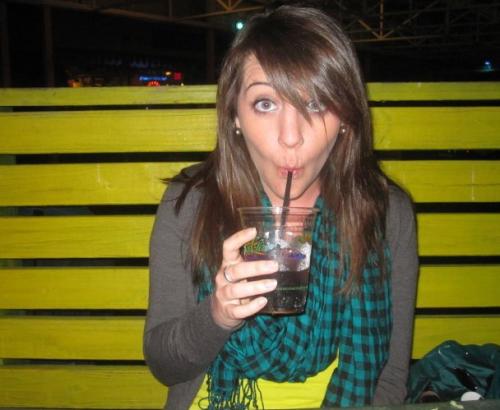 kelseymcmullen's profile picture. Dinosaurs. Tacos. Puppies.