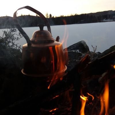 BohemianBluebe2's profile picture. Naturälskande äkta makar på äventyr. 

"The mountains are calling and we must go" - Unknown