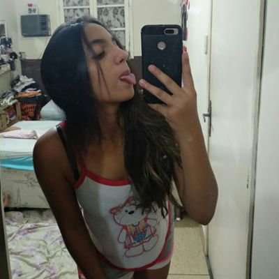 MiilenaGoomeess's profile picture. https://t.co/kynMEdYABz