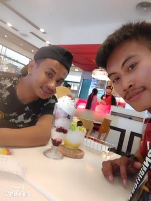 bmKPyii4myPt6mS's profile picture. 