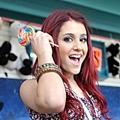 the amazing Ariana :)
[[.i.l.o.v.e.y.o.u.]]
