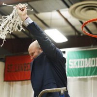 Coach Burke(@SkidmoreBball) 's Twitter Profile Photo