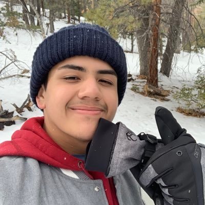 Angel_Cortez02's profile picture. hola