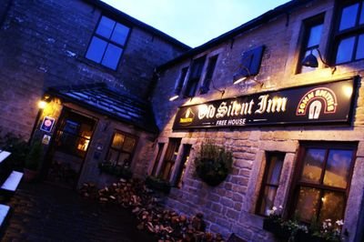 A traditional pub in the heart of the Yorkshire moors not far from the Pennine Way, serving food daily and offering high quality en-suite accommodation.