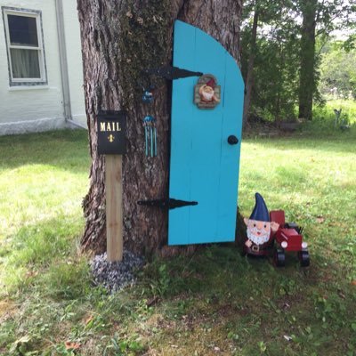 GramZilla51's profile picture. Throat Cancer Survivor since 2005. Laryngectomee. Mother, Grandmother, Animal Lover, Keeper of the Wayward Gnome Home, #LoveBullyBreeds