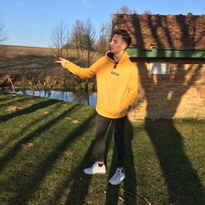 PronoxSafe's profile picture. 💸 Analyses  | Pronos 💸

      Débutant Trader 📊 

⚽️ / 🎾 / 🏀