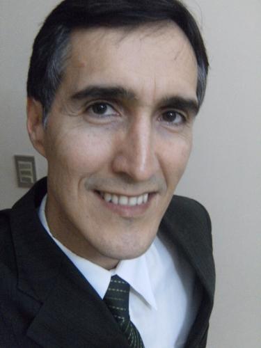 Ministro do Evangelho (SALT/ UNASP); Farmacêutico-Bioquímico (Univ. Grande Rio)