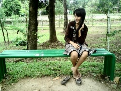 Taaatya's profile picture. my BFF @hasyaABCD @rischaaa @trianacrazy .add msn tyara_ariesta@hot .follow me @tyaraaprilya .mention if you want the follow back