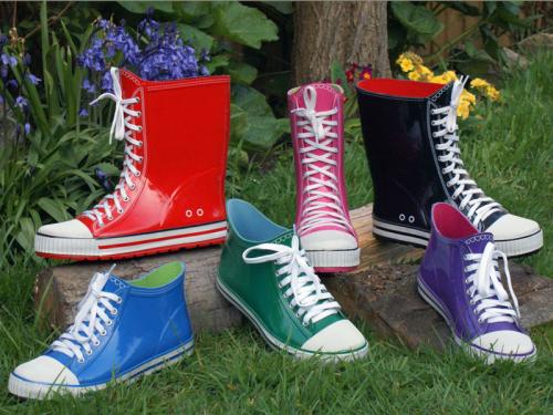 DingerBoots's profile picture. The Dinger Boot Brand is young innovative label, specializing in baseball style trend setting wellingtons for the trendy fashion wearer.