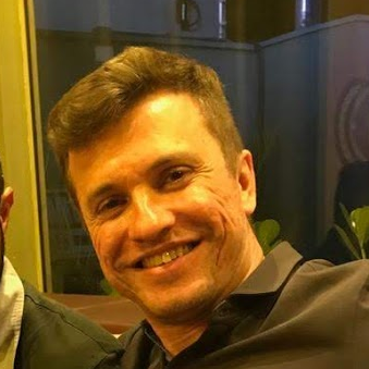 Sou Product Manager na TecSinapse e gosto muito de falar e estudar sobre Gestão de Produtos. Se quiser conhecer um pouco mais sobre o assunto, clica no link