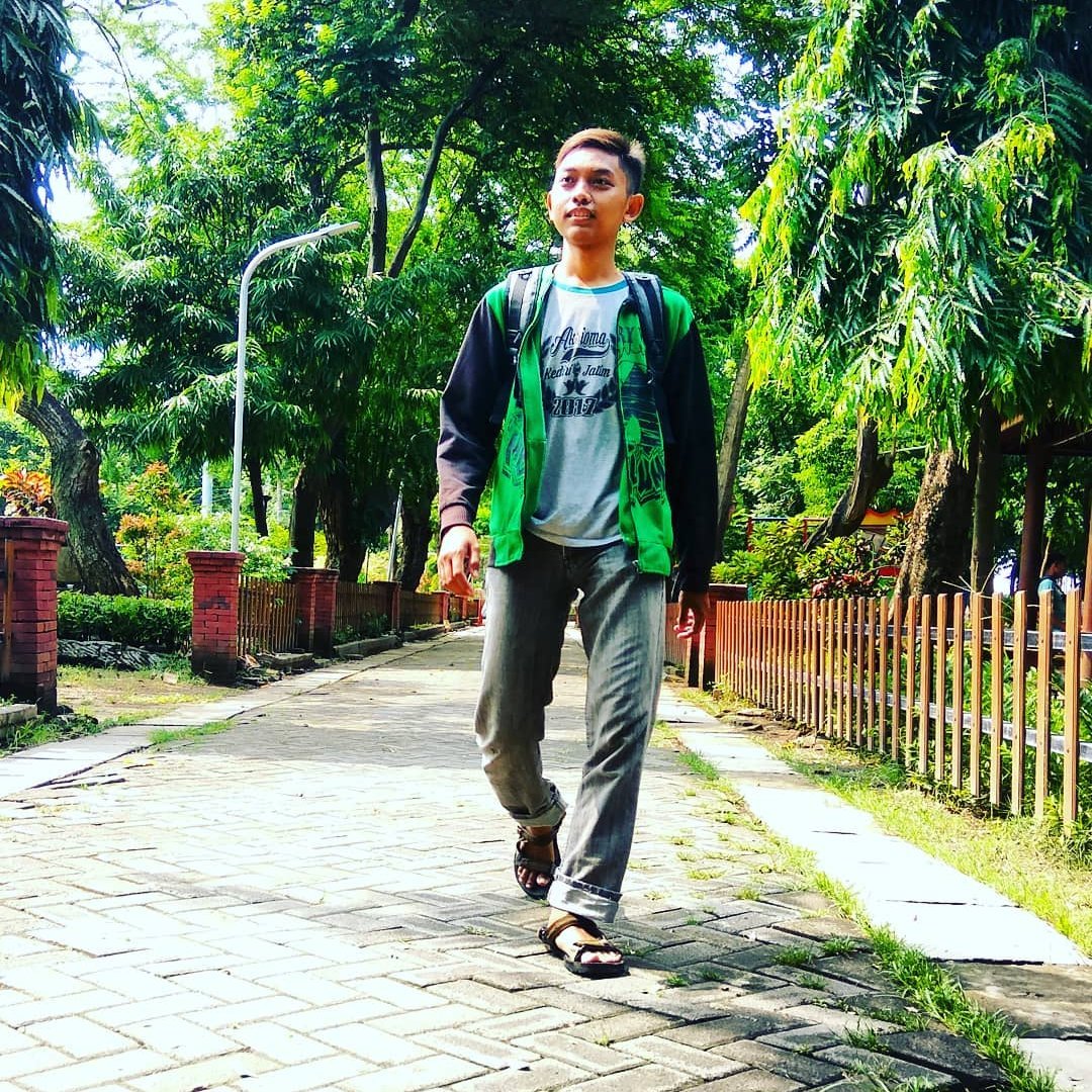 myserver__'s profile picture. Wht makes u special ?
~Don't think too hard, just have fun with it