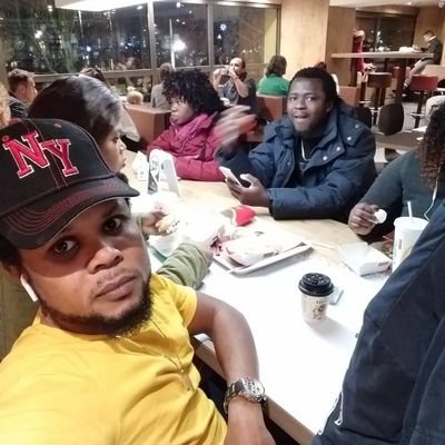 omo_too's profile picture. Always stay positive